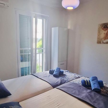 Apartment Zana Novalja Bagian luar foto